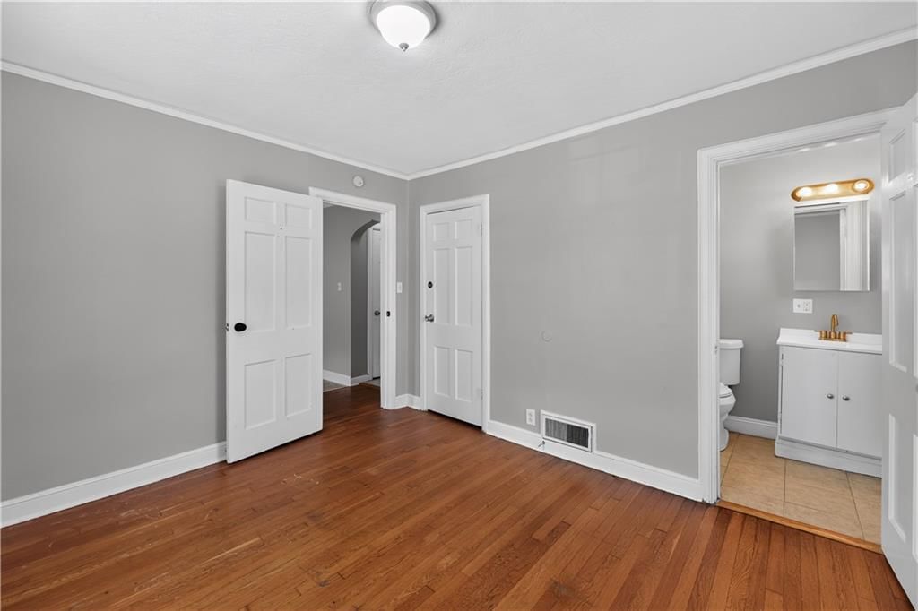 1706 E 76th Street — photo 19