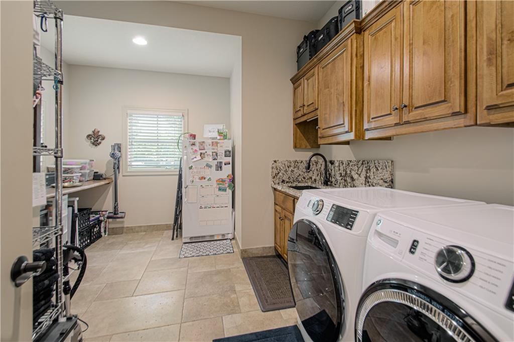 15925 King Street — photo 27