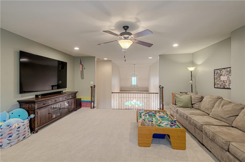 15925 King Street — photo 47
