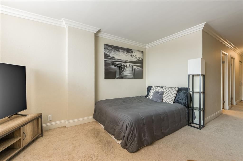 700 E 8TH #4S Street — photo 11