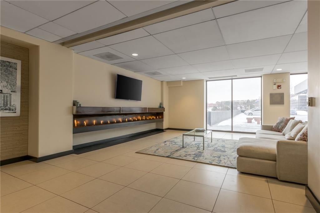 700 E 8TH #4S Street — photo 18