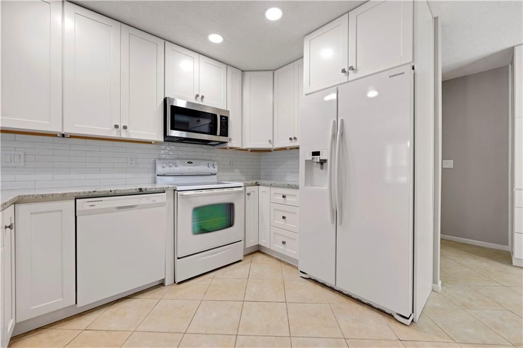 5852 Park Circle — photo 15