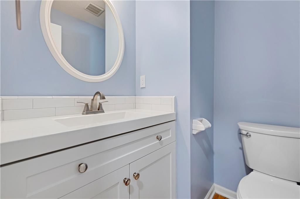 5852 Park Circle — photo 19