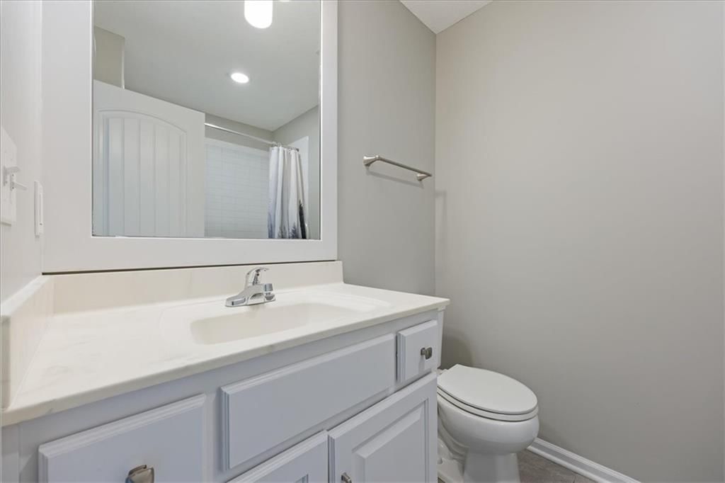 9106 W 165th Terrace — photo 25