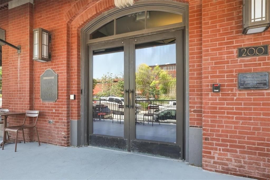 200 MAIN Street — photo 3