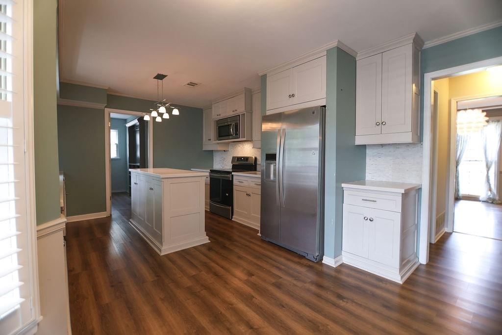 14319 W 80th Street — photo 16