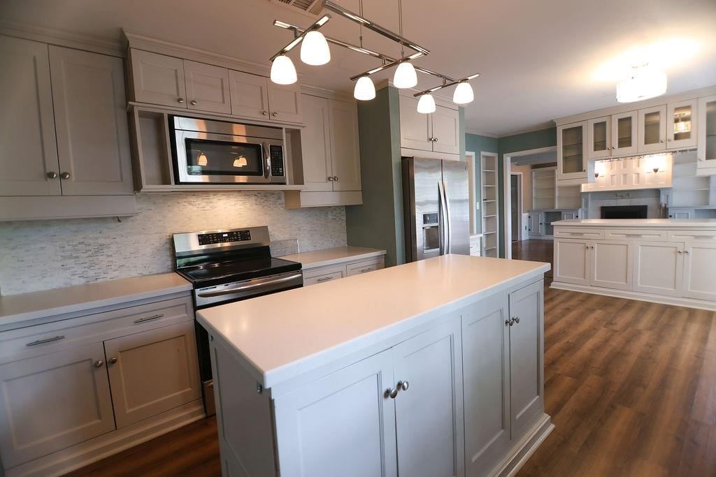 14319 W 80th Street — photo 17