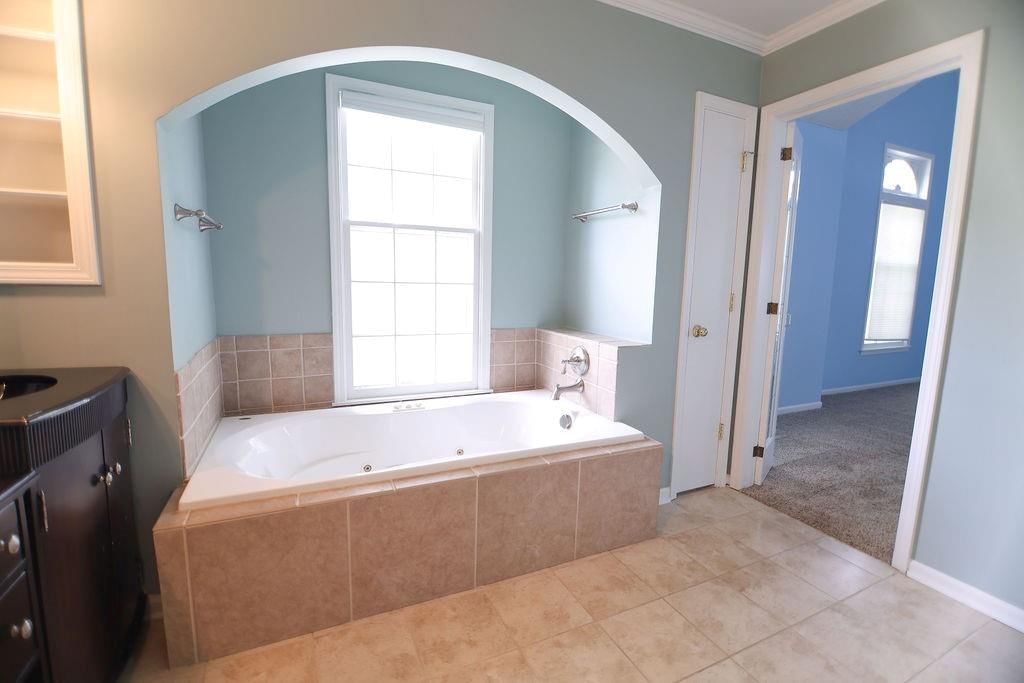 14319 W 80th Street — photo 27