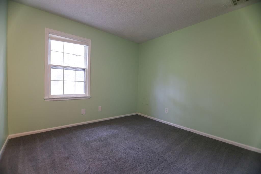 14319 W 80th Street — photo 32