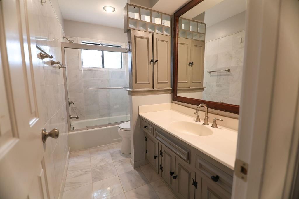 14319 W 80th Street — photo 35