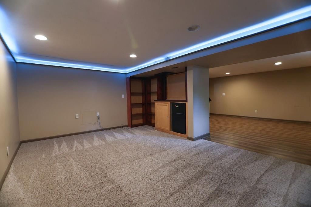 14319 W 80th Street — photo 47