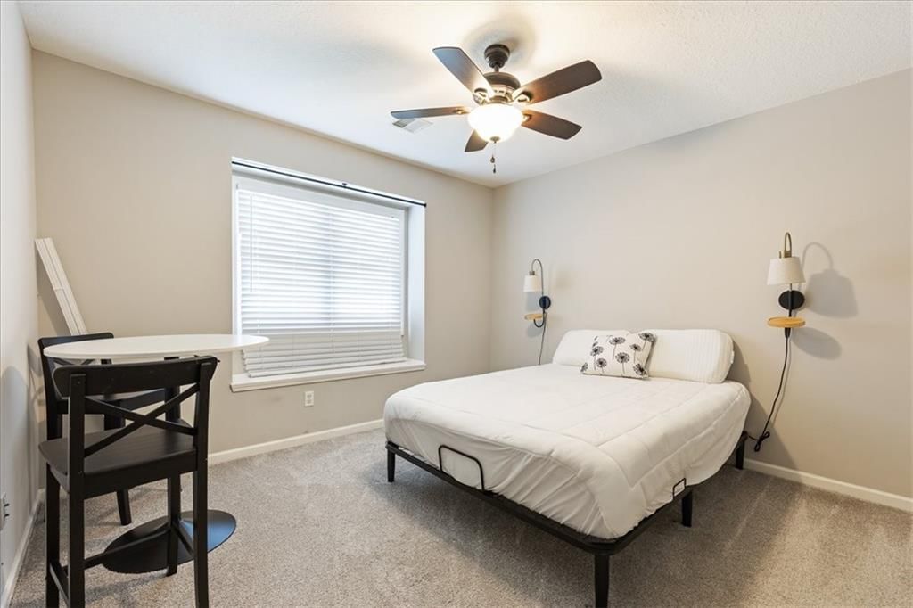 1308 SW Surrey Trace — photo 16