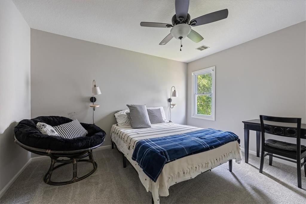 1308 SW Surrey Trace — photo 19