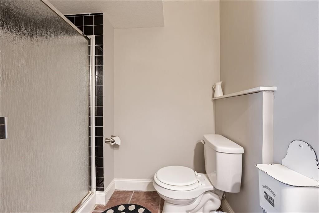 1308 SW Surrey Trace — photo 29