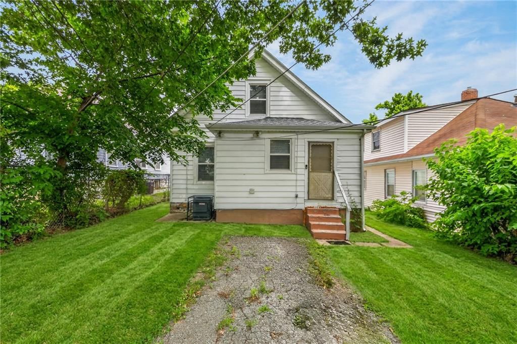 2734 Bales Avenue — photo 2