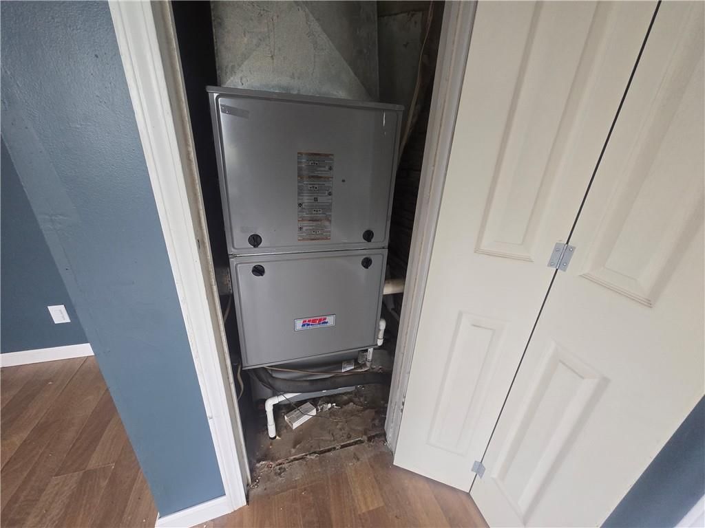 422 S Graham Street — photo 13