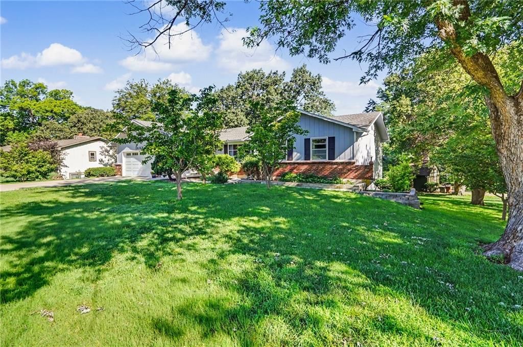 2602 Orchard Lane, Lawrence, KS