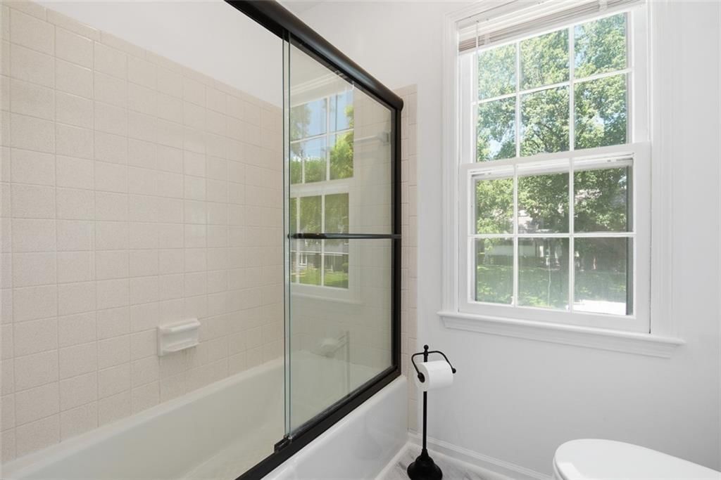 10411 W 52nd Terrace — photo 29