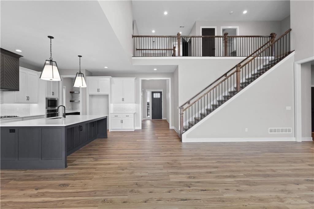 17131 S Barstow Street — photo 17