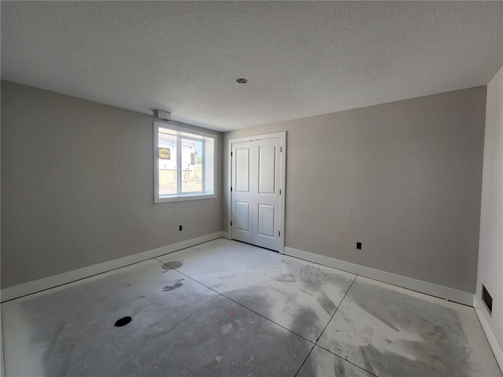 22192 W 116th Terrace — photo 24