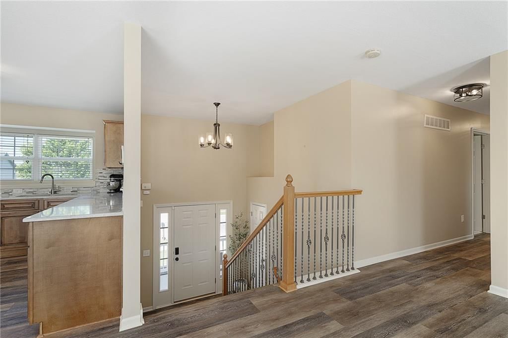 597 S Pine Street — photo 15