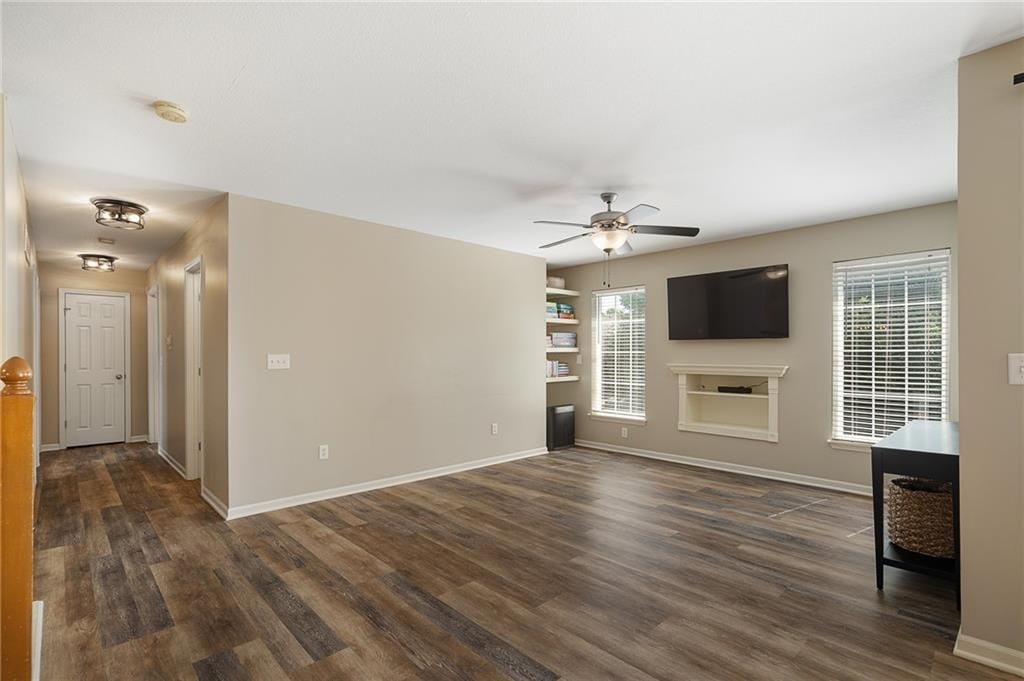 597 S Pine Street — photo 16