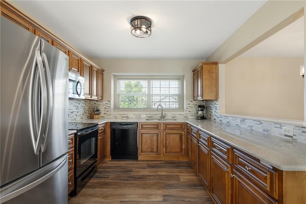 597 S Pine Street — photo 20