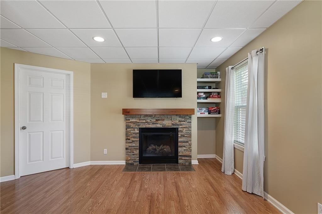 597 S Pine Street — photo 36