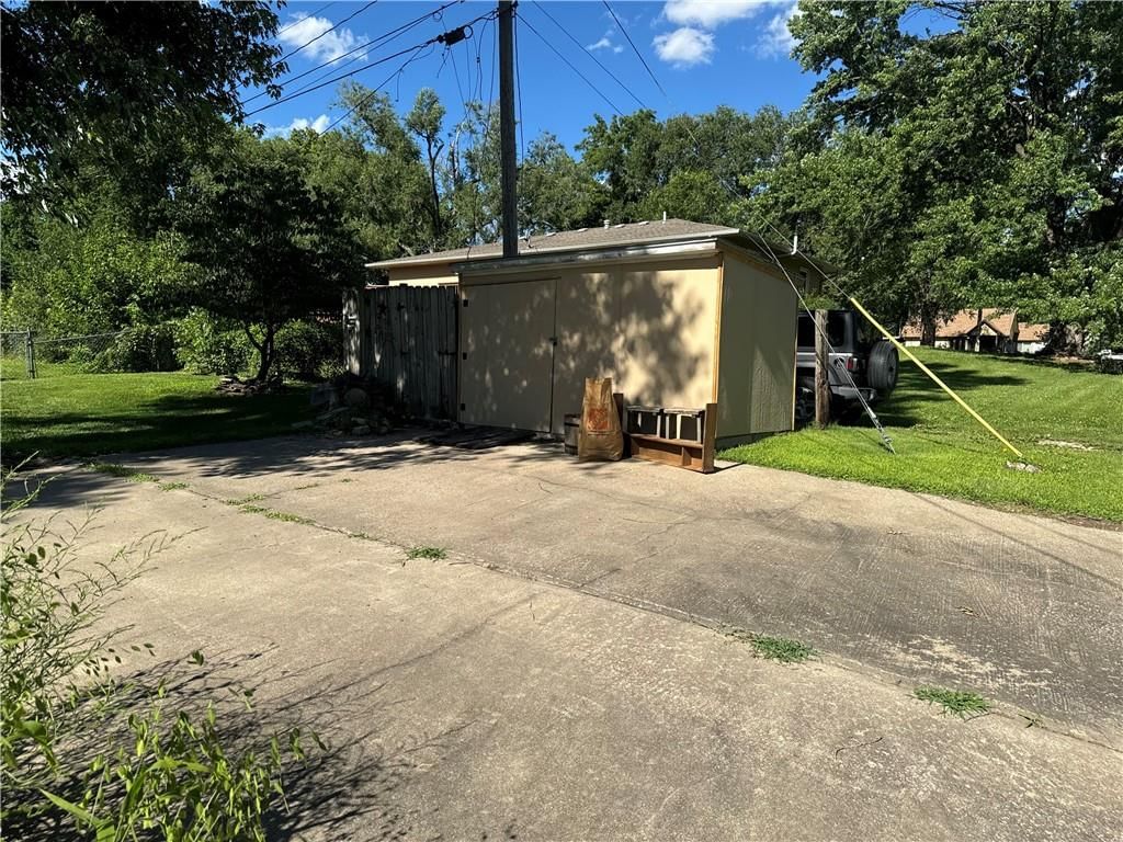 4540 Melody Lane — photo 3