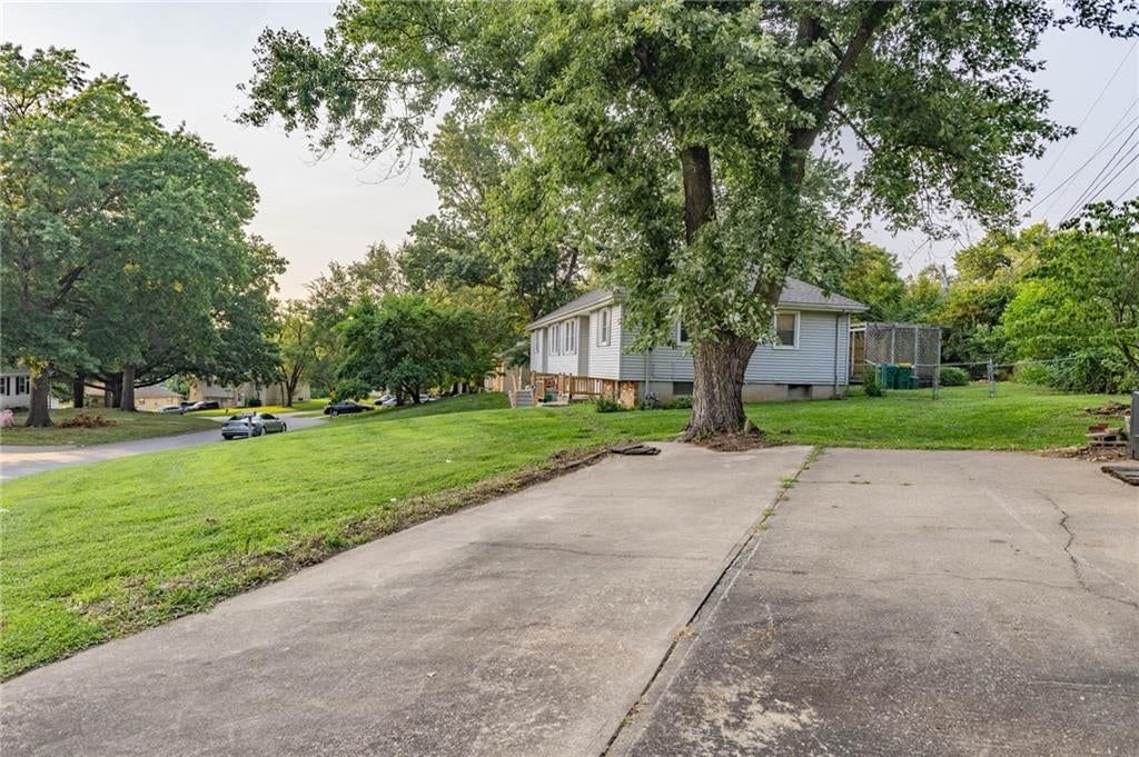4540 Melody Lane — photo 33