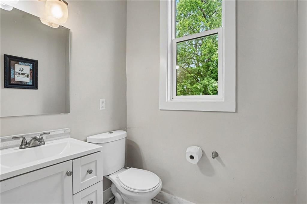 1416 Franklin Avenue — photo 17