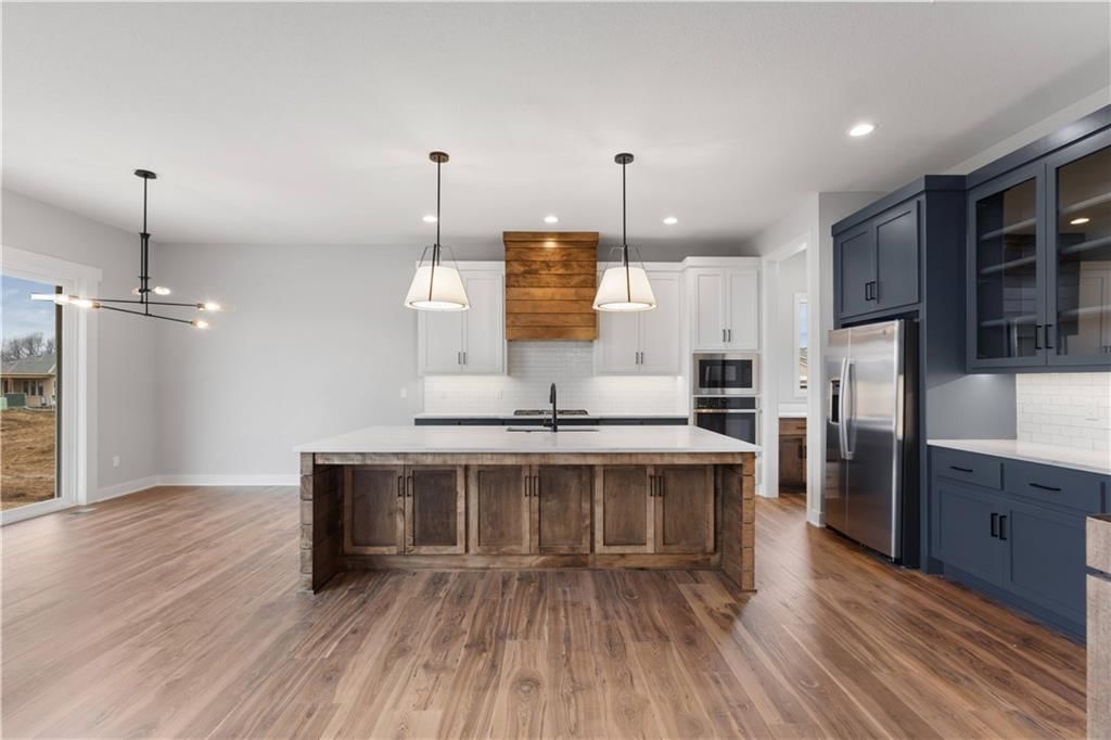 16965 W 172nd Terrace — photo 3