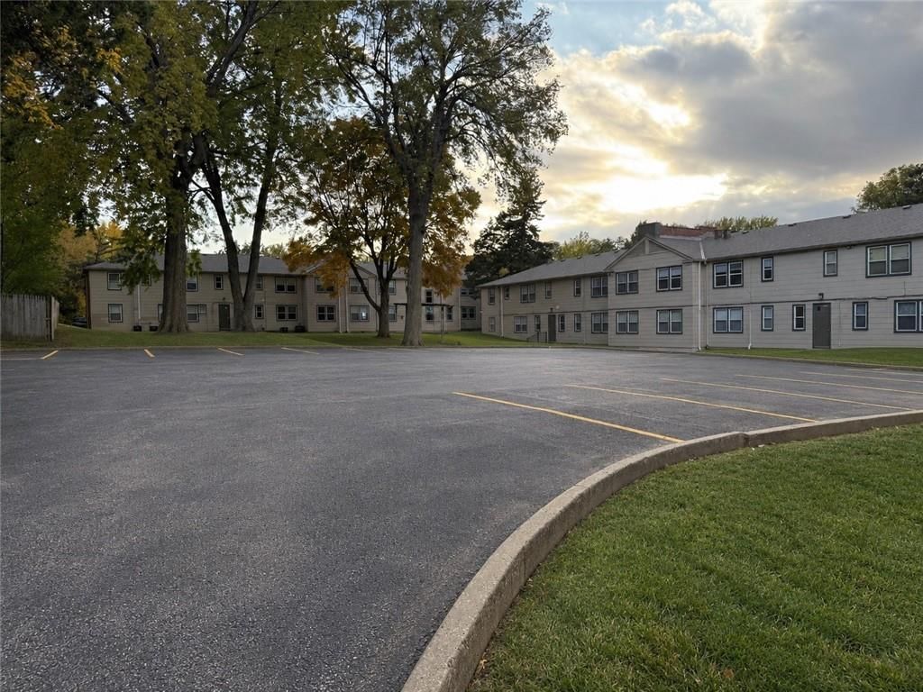 120 W Elizabeth Street — photo 15