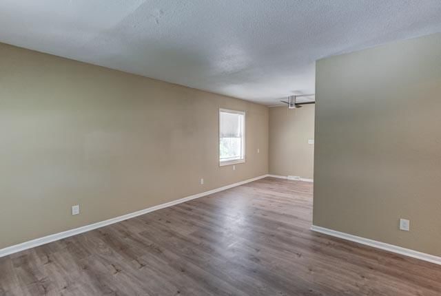 4629 Elmwood Avenue — photo 7
