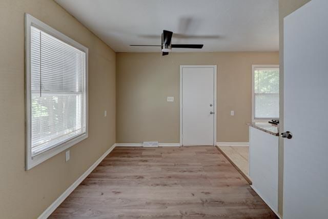 4629 Elmwood Avenue — photo 9