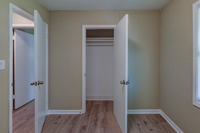4629 Elmwood Avenue — photo 32