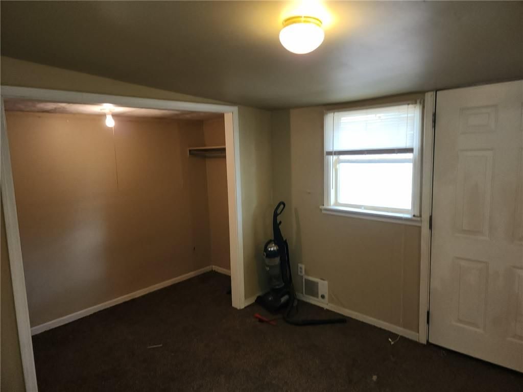 119 W Kansas Street — photo 5