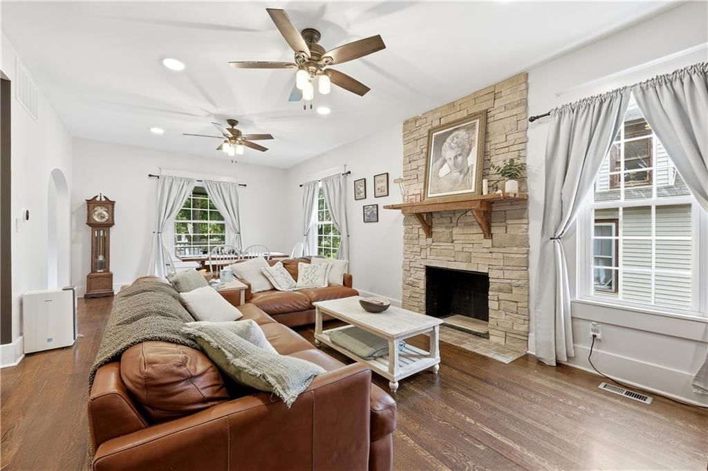 606 E Peoria Street — photo 12