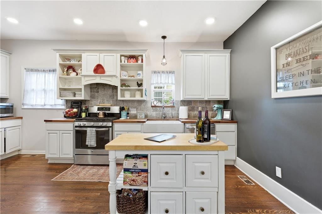 606 E Peoria Street — photo 15