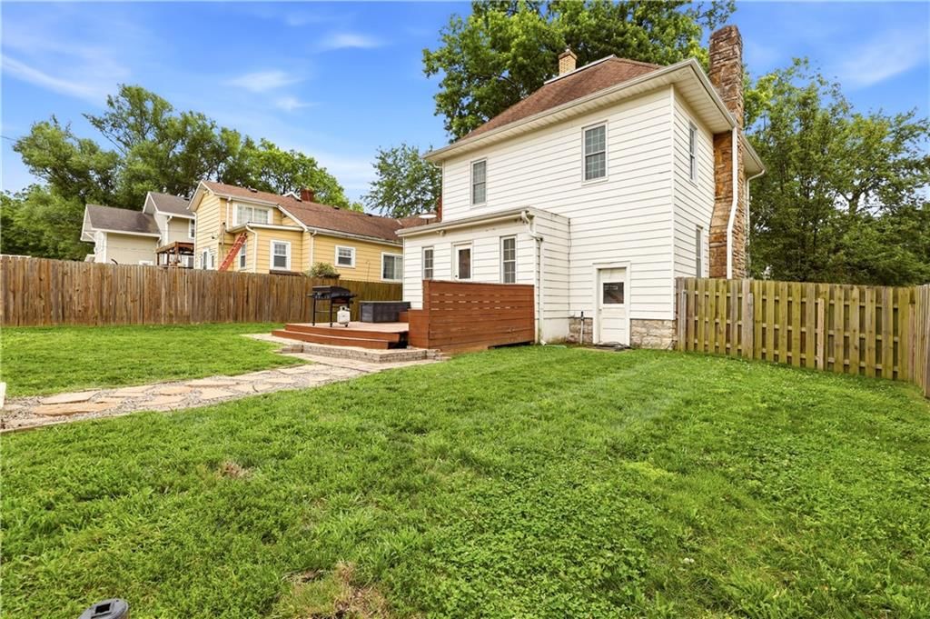 606 E Peoria Street — photo 42