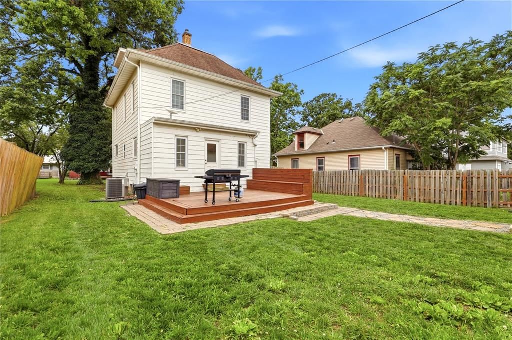 606 E Peoria Street — photo 43