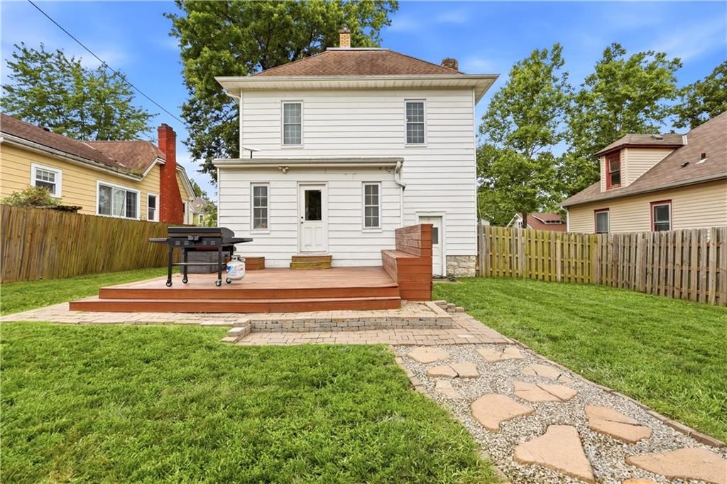 606 E Peoria Street — photo 44