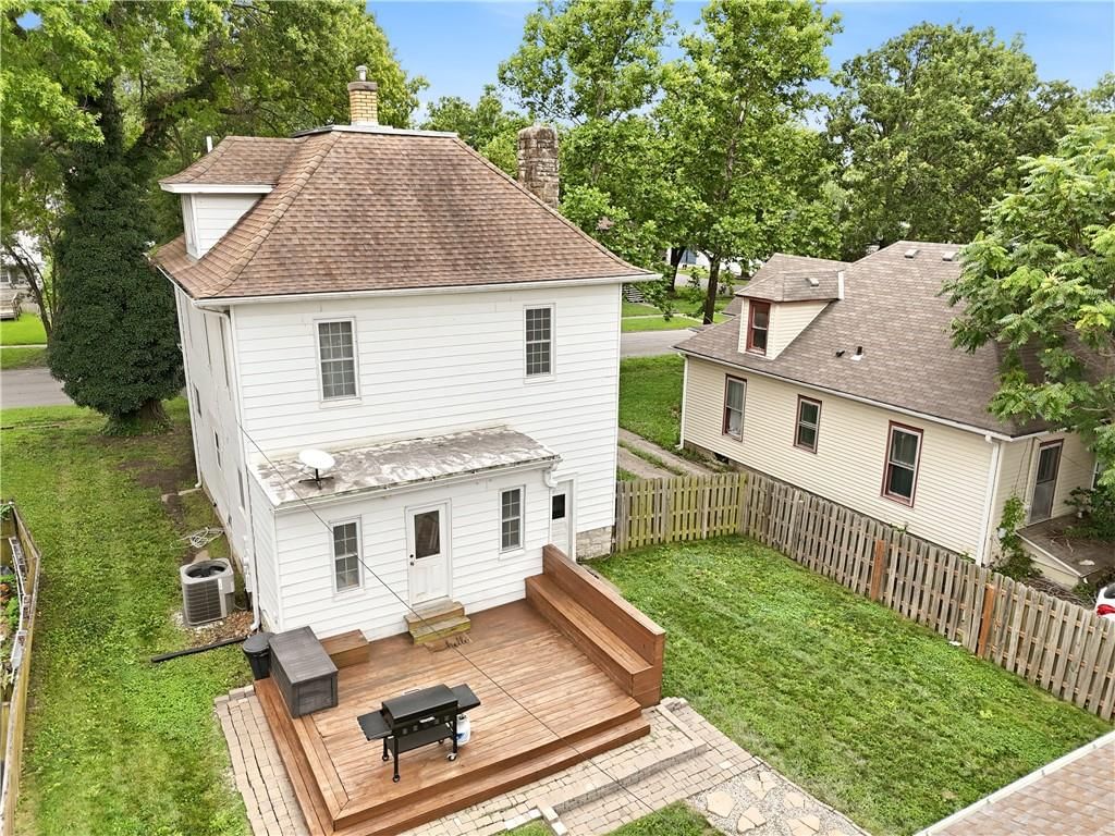 606 E Peoria Street — photo 53
