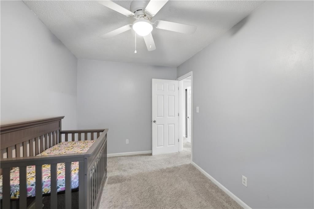 916 NW Berkshire Drive — photo 15