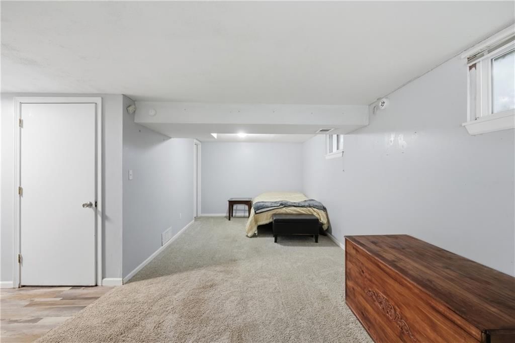916 NW Berkshire Drive — photo 17