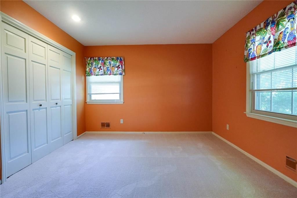 4329 S Dover Avenue — photo 23