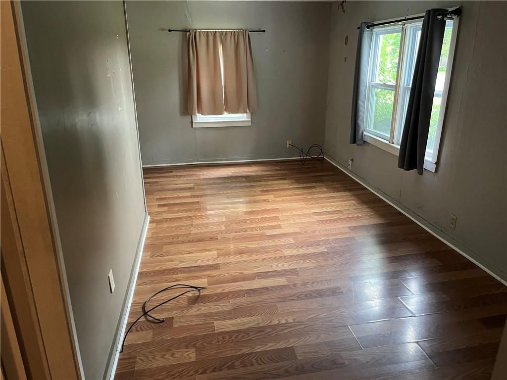 341 W 4th Street — photo 3