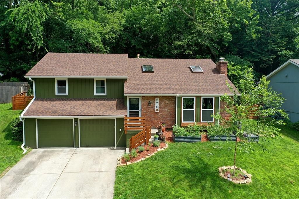 6615 NW Caney Creek Drive, Kansas City, MO