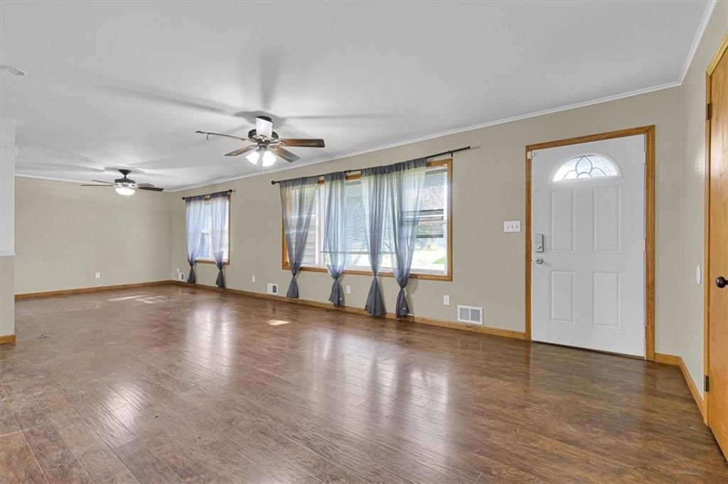 535 Wallace Street — photo 7