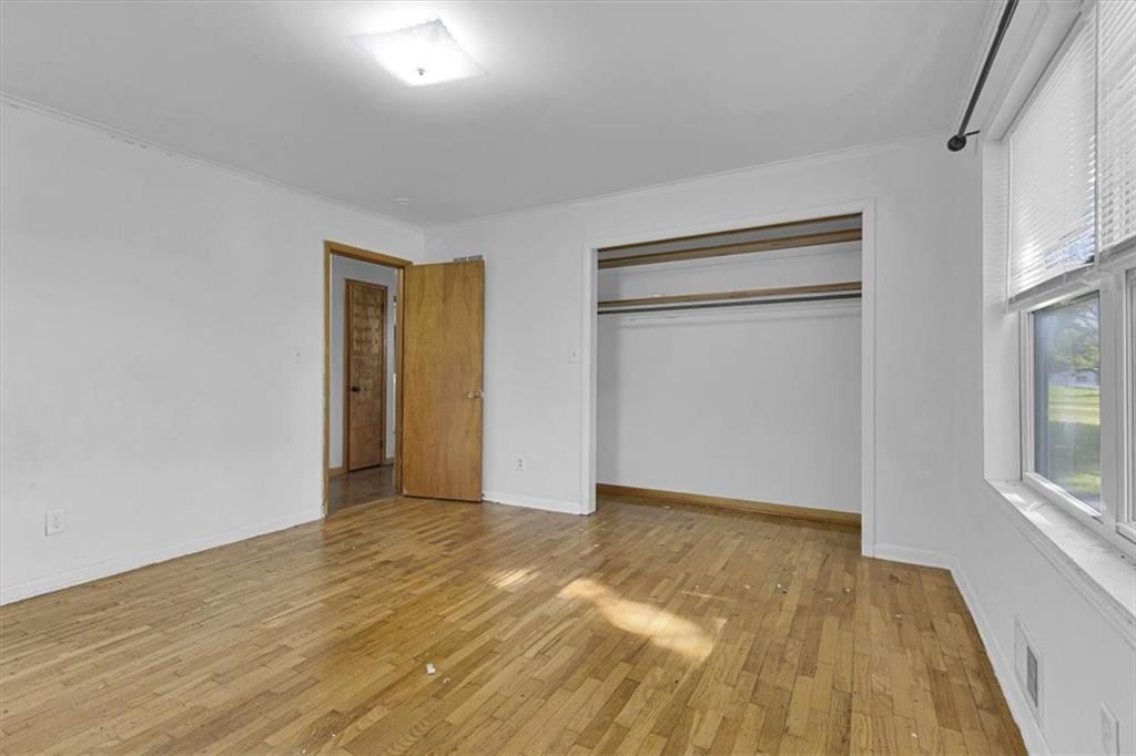 535 Wallace Street — photo 17